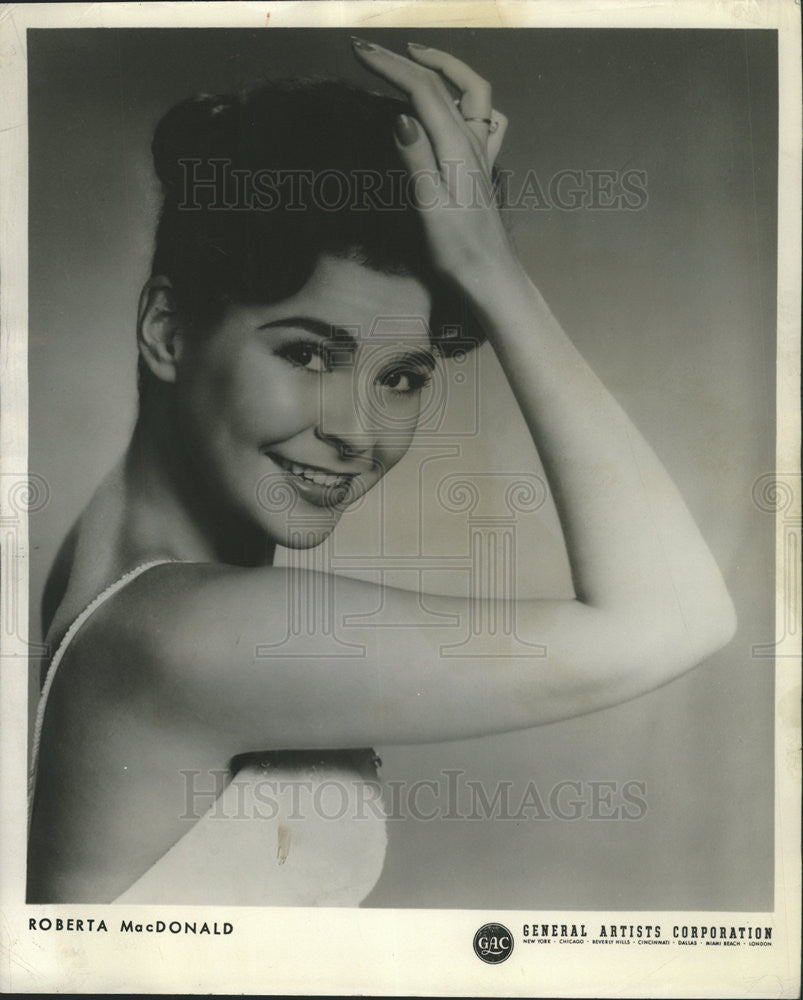 1959 Press Photo Singer Roberta MacDonald - Historic Images