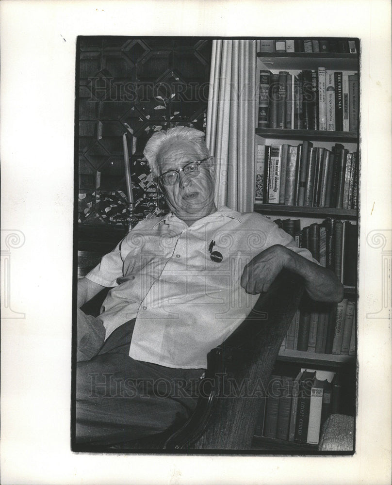 1972 Press Photo CURTIS MACDOUGLASS EDUCATOR - Historic Images
