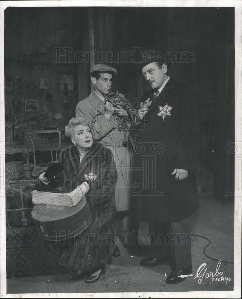 1957 Press Photo nan macfarland Steve press gilbert Green actor - Historic Images