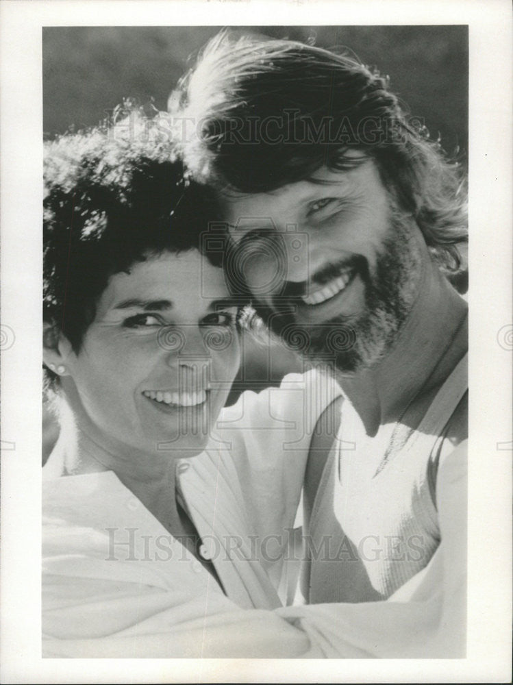 1980 Press Photo Kris Kristofferson Actor Singer Ali MacGraw Actress Convoy - Historic Images