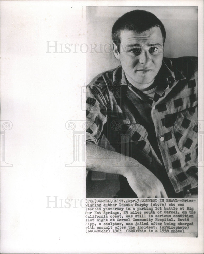 1963 Press Photo Dennis Murphy Stabbed parking lot - Historic Images