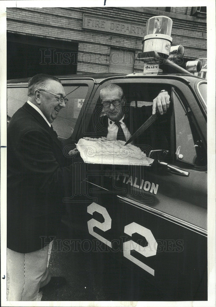 1978 Press Photo Fireman James Sampson Charles Thinger Rescue Anniversary - Historic Images