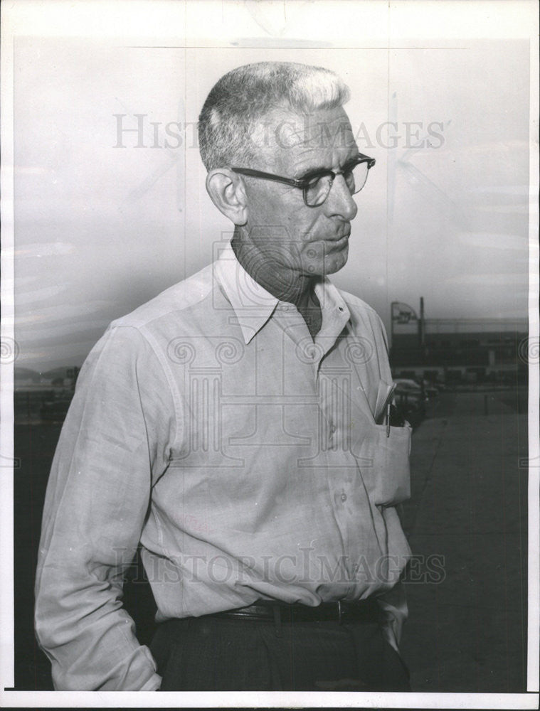 1962 Press Photo Pilot P.E. Luce - Historic Images