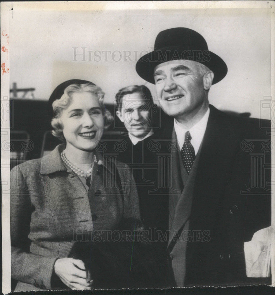 1953 Press Photo Mrs Clare Booth Luce and husband Henry Luce - Historic Images