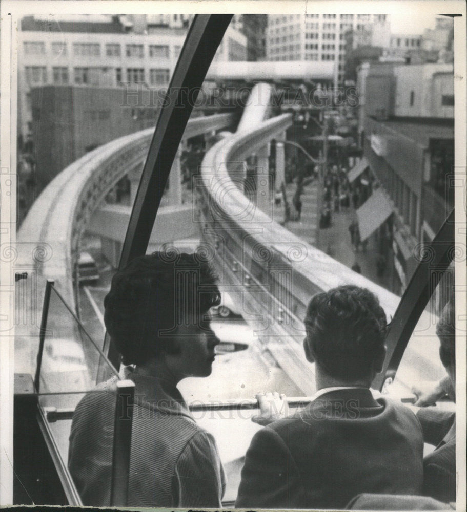 1962 Press Photo Russian spaceman Maj and Mrs Gherman in Seattle,Wash - Historic Images