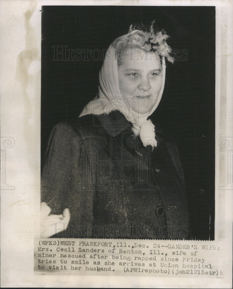 1952 Press Photo Mrs Cecil Sanders,wife of rescued miner - Historic Images