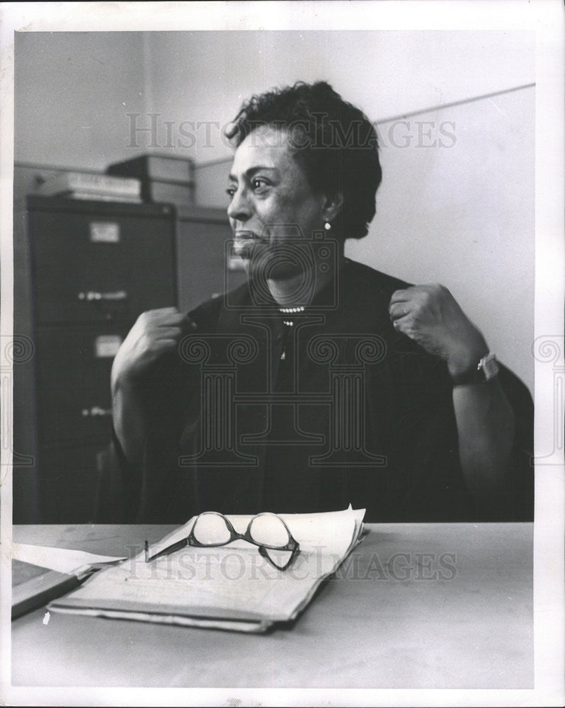 1962 Press Photo Municipal Court Judge Edith Sampson - Historic Images