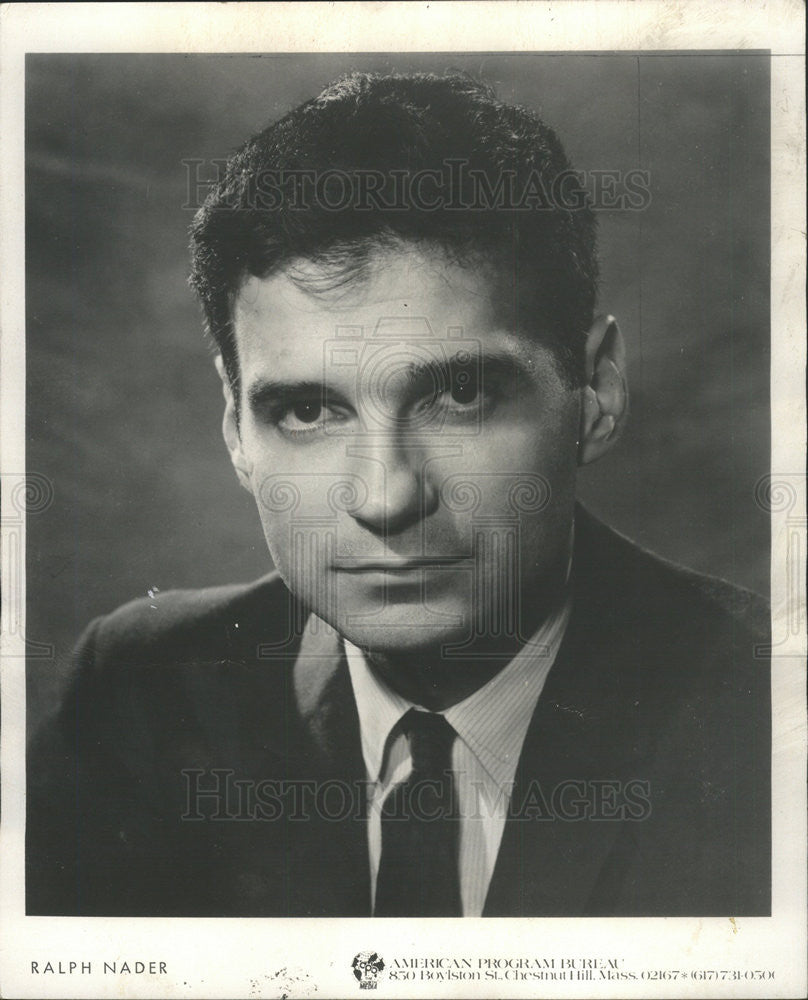 1976 Press Photo of political activist, author, attorney Ralph Nader - Historic Images