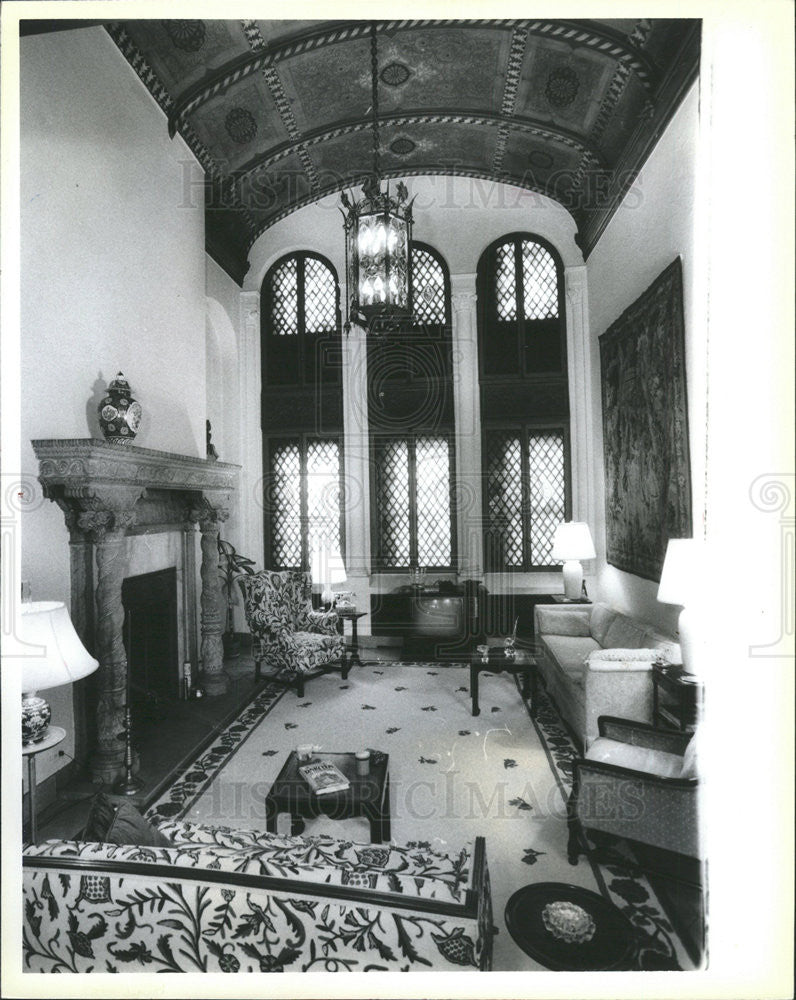 1985 Press Photo Interior of Jane Ellen Murray&#39;s Apartment Illinois - Historic Images