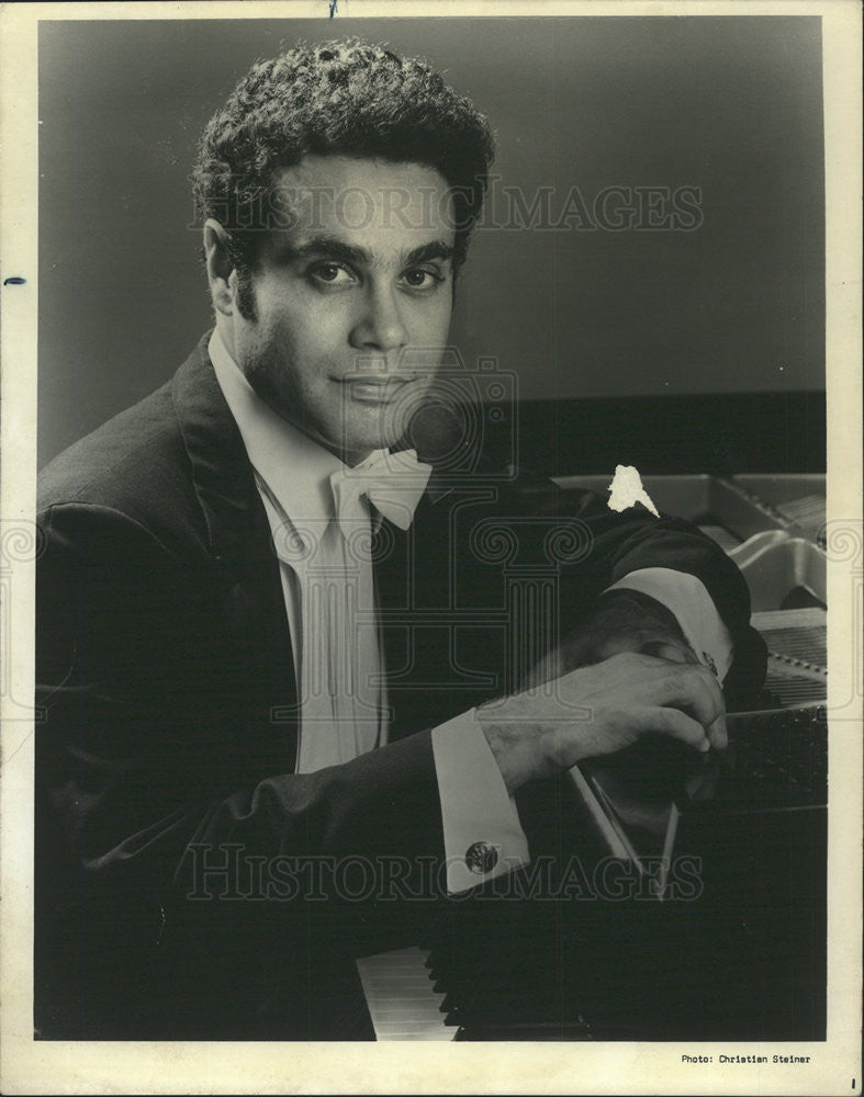 1974 Press Photo Jeffrey Siegel Pianist - Historic Images