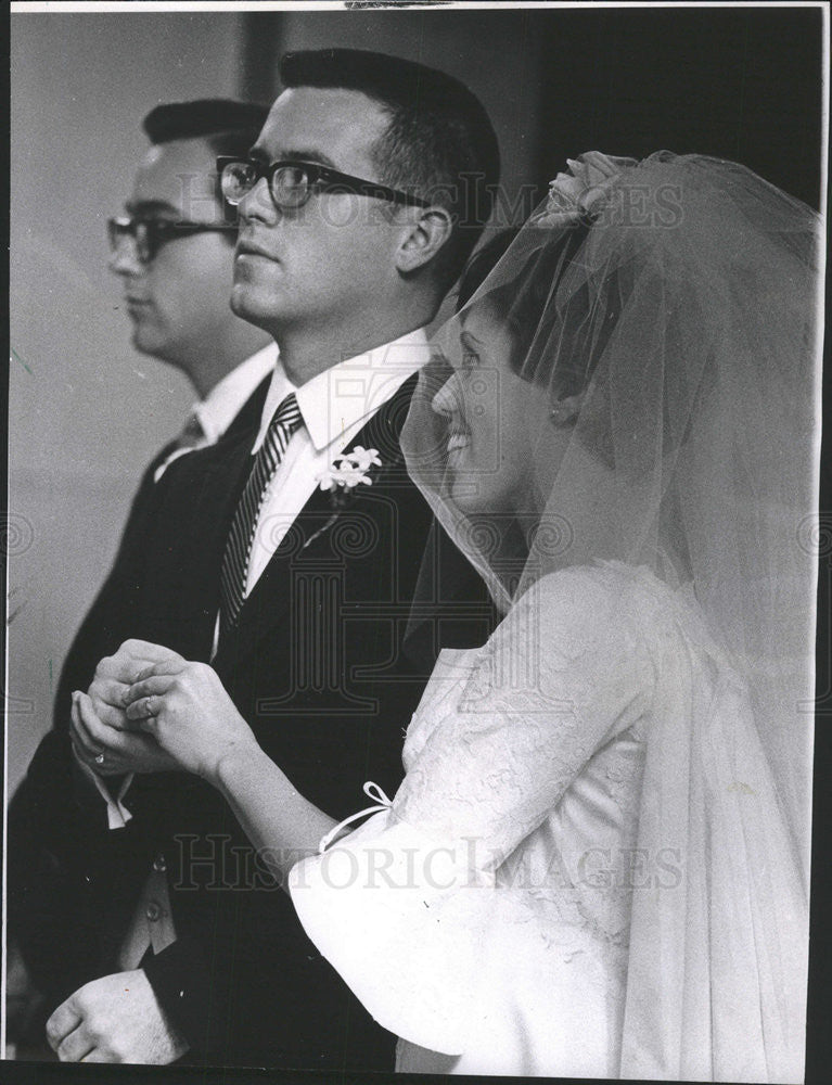 1967 Press Photo Lucille Martell Robert Madsen Wedding - Historic Images