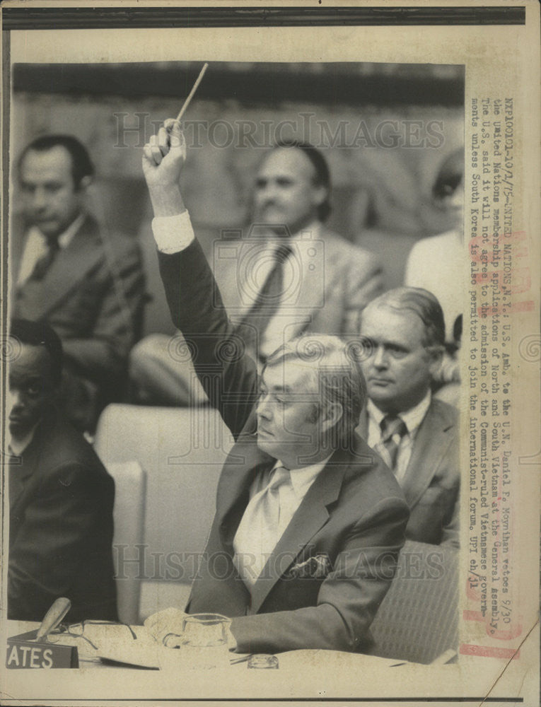 1975 Press Photo US Amb. to the UN Daniel Moynihan at the UN General Assembly - Historic Images