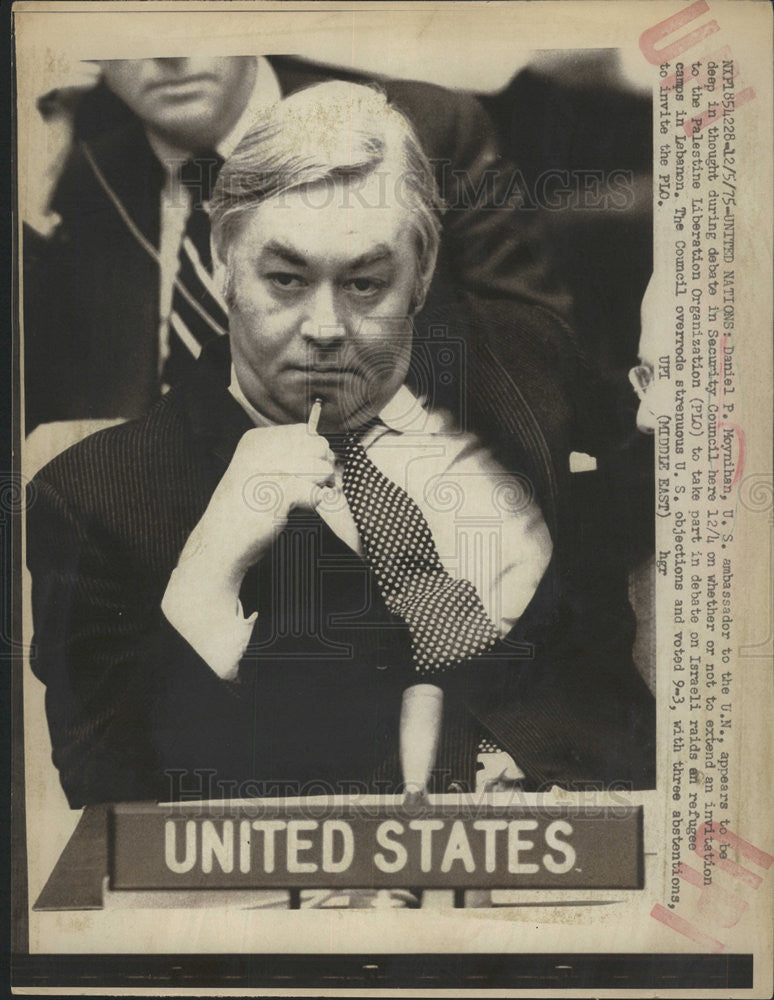 1975 Press Photo Daniel P. Moynihan U.S. Ambassador U.N. Security Council - Historic Images