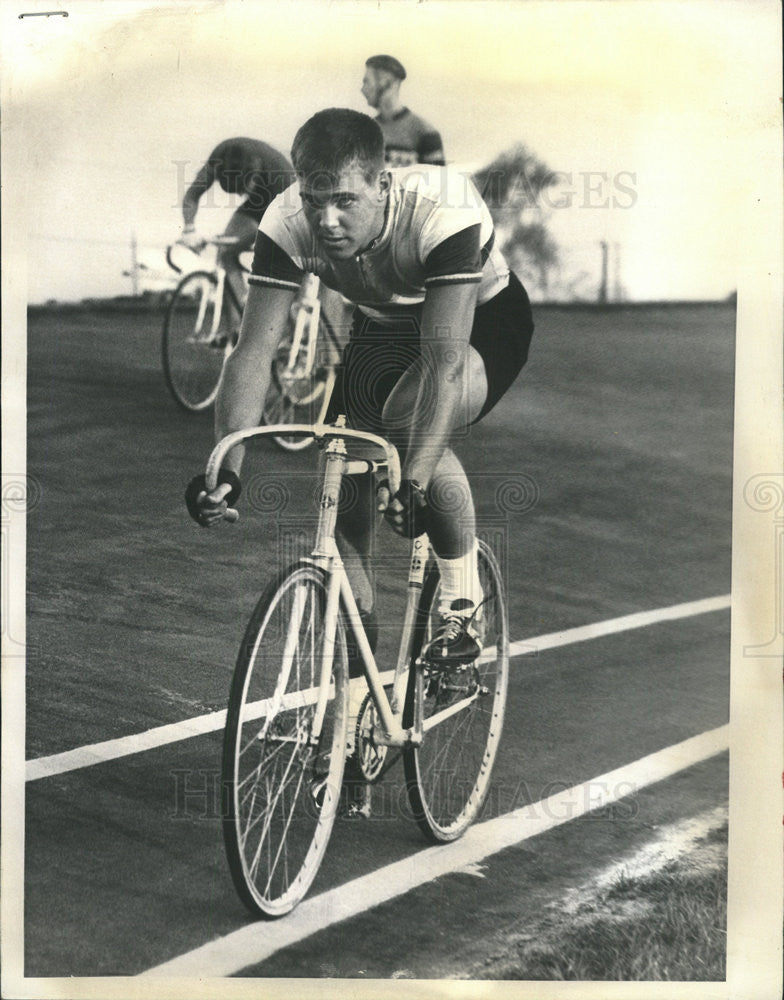 Edward Rudolph 1963 Press Photo Ed Rudolph trying for bike racer in 64 Olympics ...