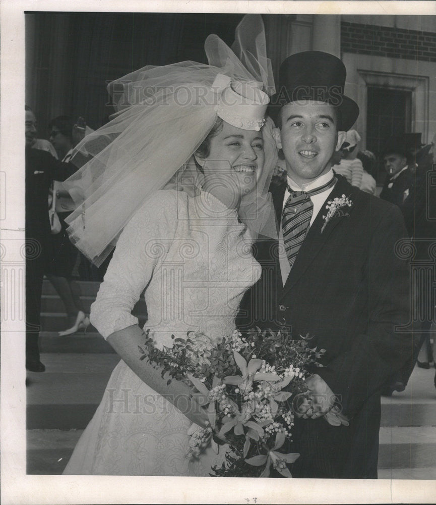 1963 Press Photo Society Wedding St Paul Cross Church Moustakis Daly - Historic Images