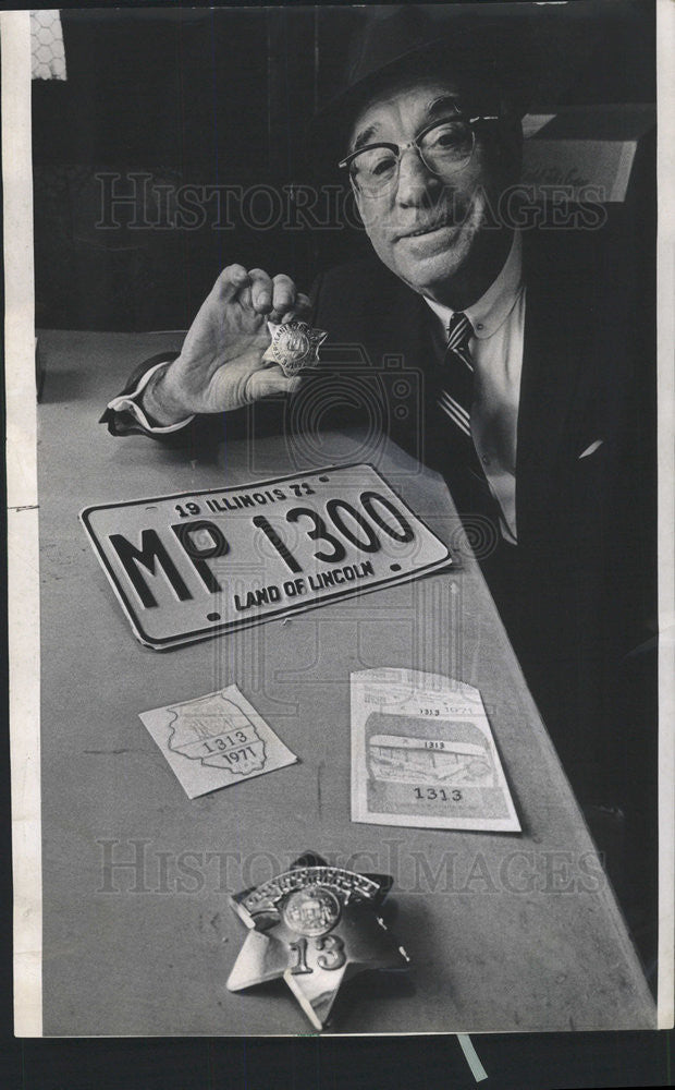 1971 Press Photo Marshal Pidgeon with his Lucky Number 13&#39;s - Historic Images