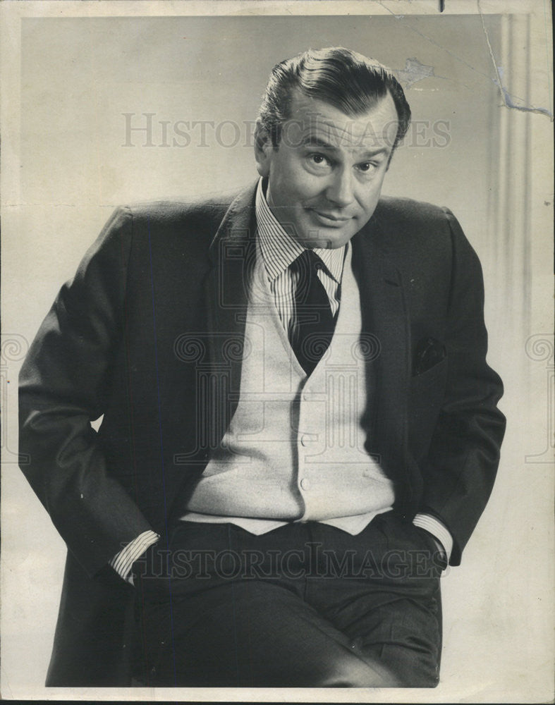 1967 Press Photo &quot;Jack Paar and a Funny Thing Happened on the Way to Hollywood&quot; - Historic Images