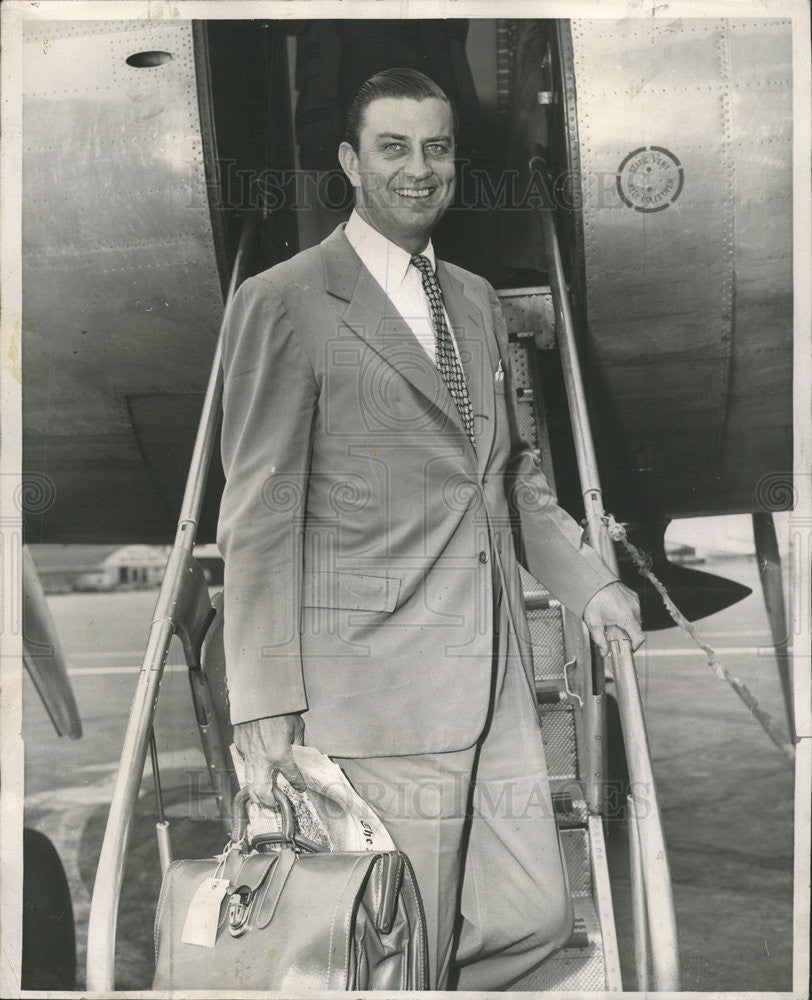 1953 Press Photo Frank D Roosevelt Jr United Air Lines Fort Wayne Indiana - Historic Images