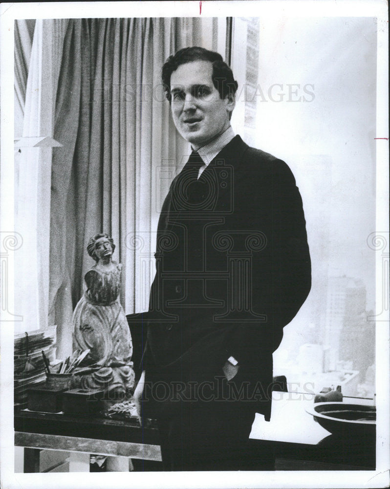 1972 Press Photo Roland Lauder, Director, Estee Lauder & Clinique Division - Historic Images