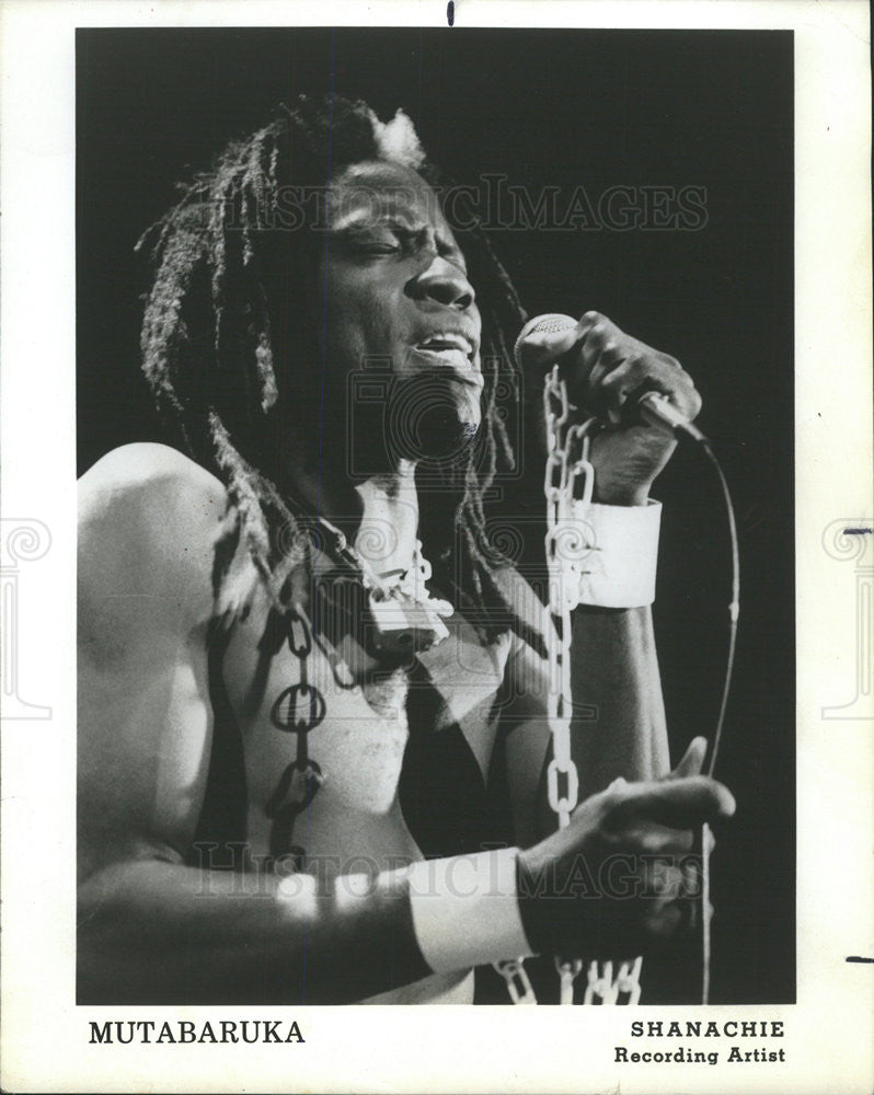 1985 Press Photo MUTABARUKA JAMAICAN RASTAFARIAN DUB POET - Historic Images