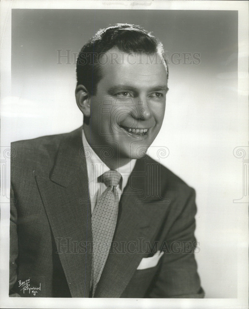 1958 Press Photo Ralph Paul, Sponsor Spokesperson "Dotto" Quiz Show - Historic Images