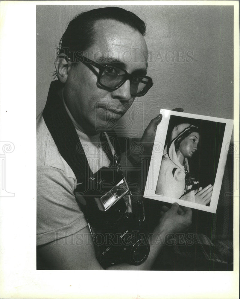 1984 Press Photo CARLOS PRECIADO PHOTOGRAPHER - Historic Images