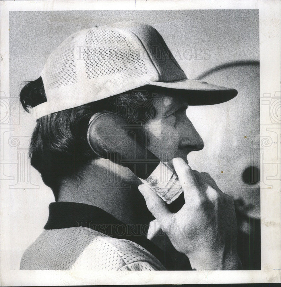 1975 Press Photo TOM POWERS HEAD COACH - Historic Images