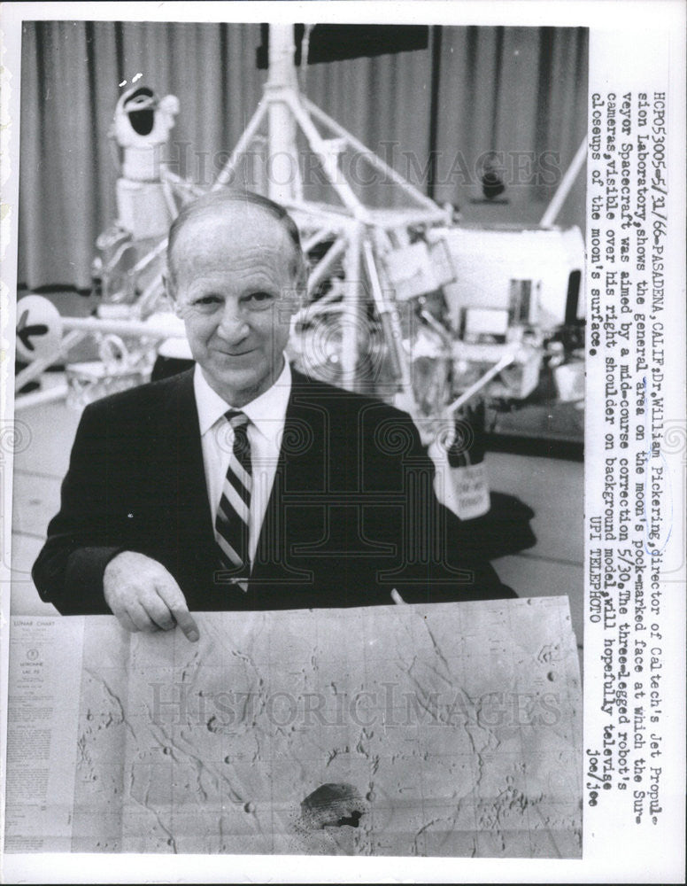 1966 Press Photo Dr. William Pickering, director of Caltech's Jet Propulsion Lab - Historic Images
