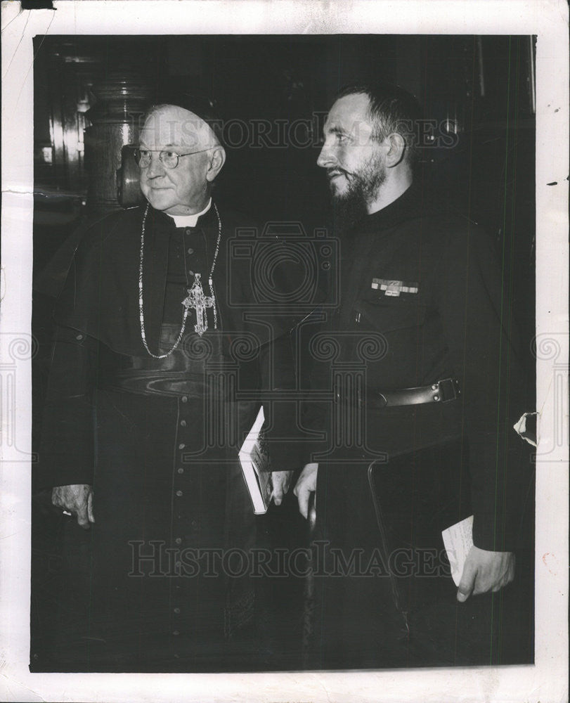 1955 Press Photo Cardinal Stritch and Abbe Pierre &quot;Ragpicking Priest of Paris&quot; - Historic Images