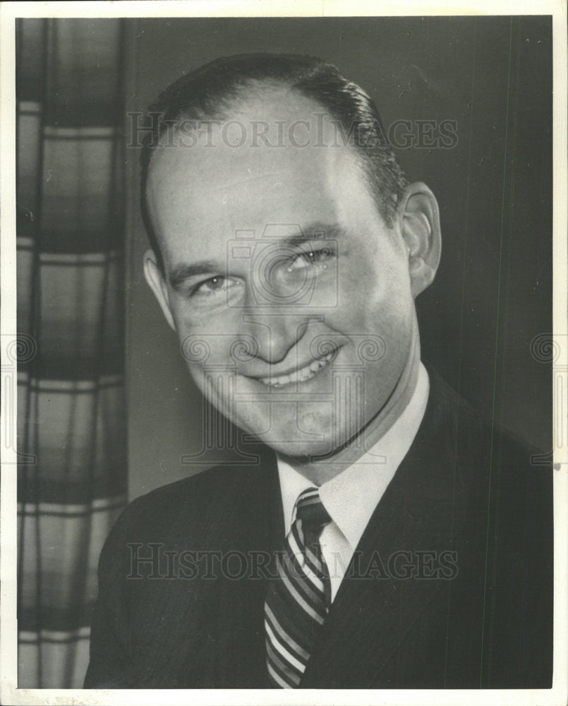 1966 Press Photo Robert L. Pierson - Historic Images