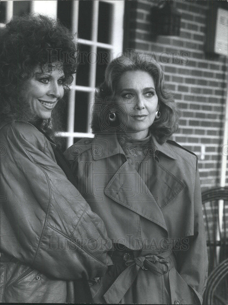 1987 Press Photo Suzanne Pleshette and Ann Wedgeworth - Historic Images