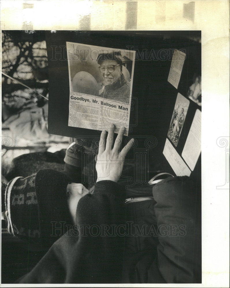 1990 Press Photo CARMEN PISTILLI BALLOON MAN DANIEL MACLAUGHLIN - Historic Images