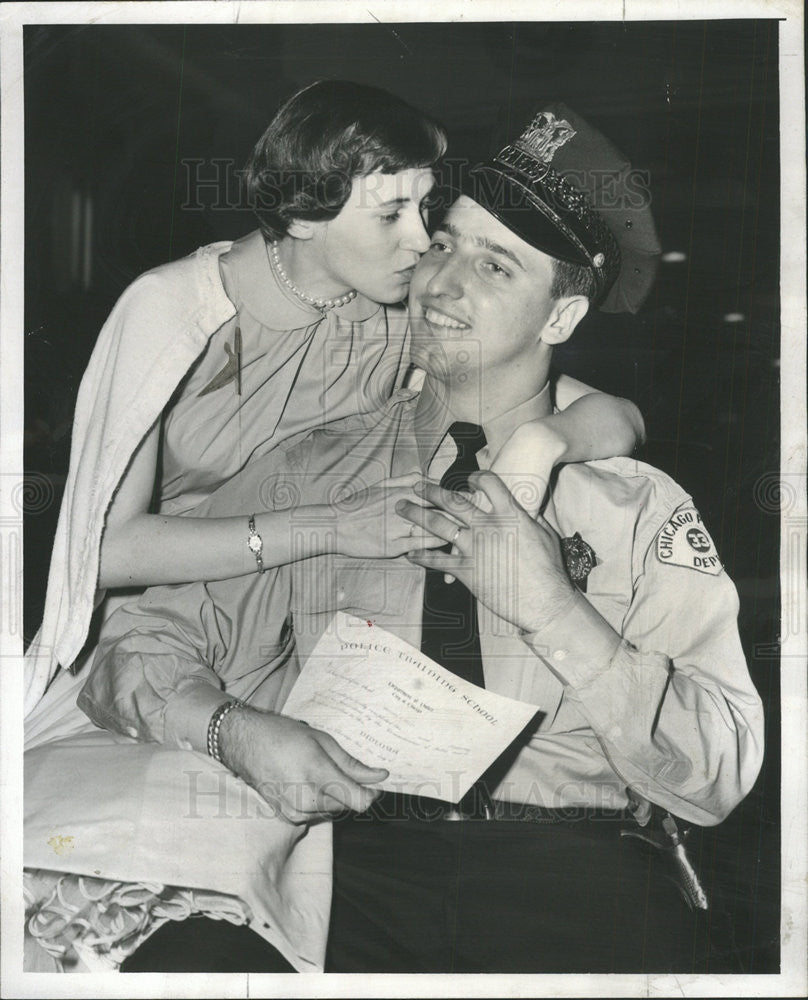 1957 Press Photo Graduating policeman Michael Pizza - Historic Images