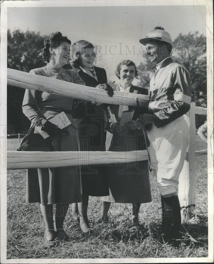 1949 Press Photo Mrs. A.D. Plamondon Jr. Chicago Mrs. Samuel Farmer - Historic Images