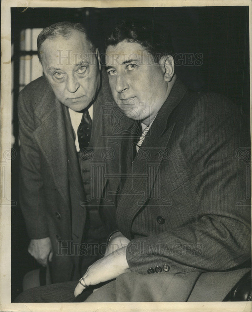 1943 Press Photo John J. Williams,gambling hall owner and Atty James Burke - Historic Images