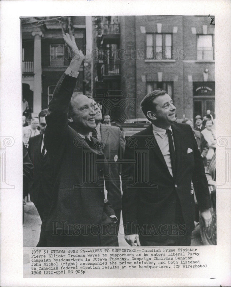 1968 Press Photo of Canadian PM Pierre Trudeau at LP headquarters in Ottawa - Historic Images