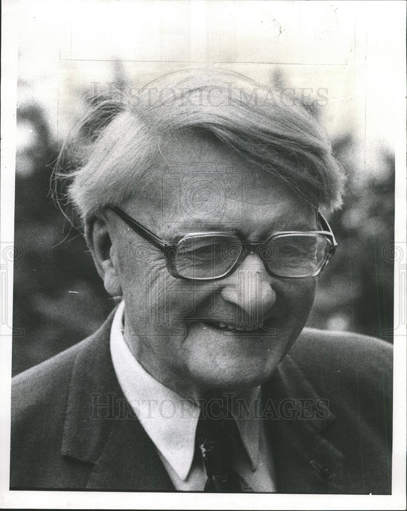 1977 Press Photo Dr Joseph Nedham,author,biochemist - Historic Images