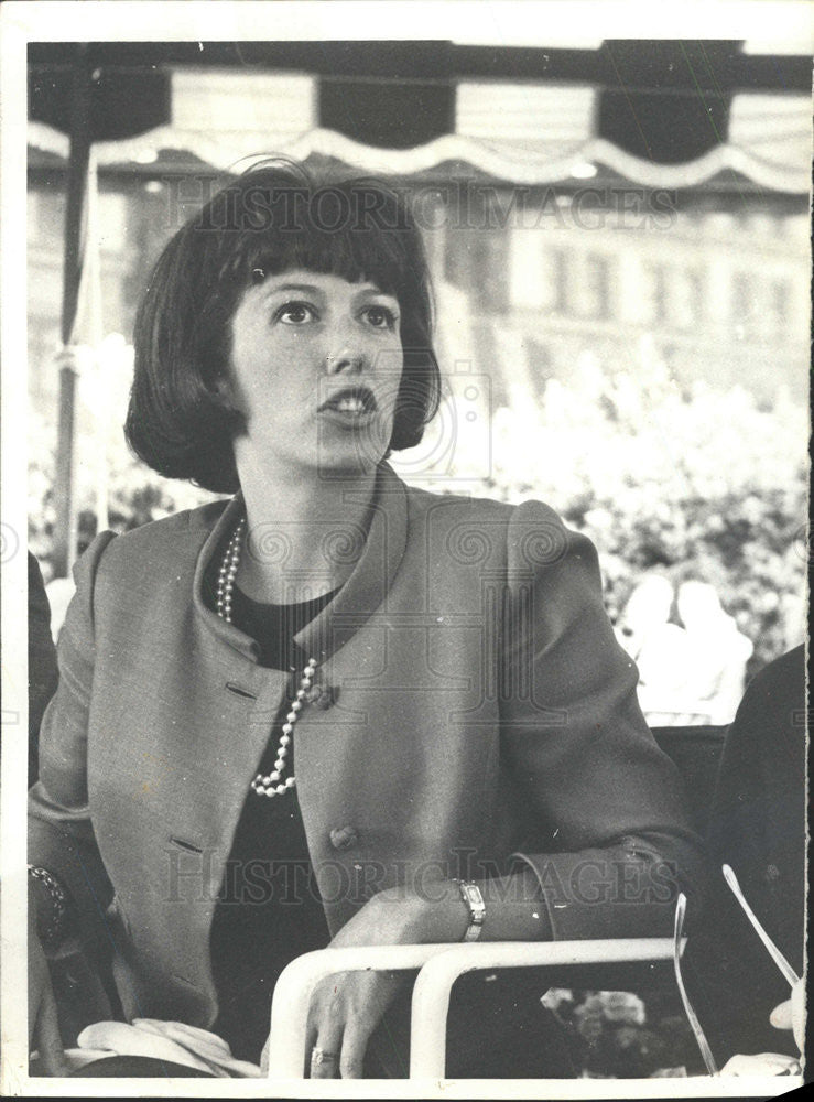 1964 Press Photo Mrs Richard Needham - Historic Images