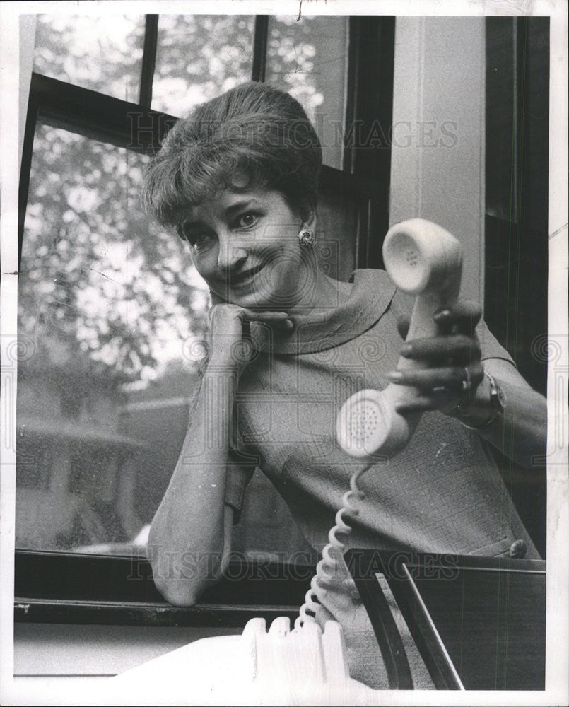 1968 Press Photo Mrs Rita Neno - Historic Images