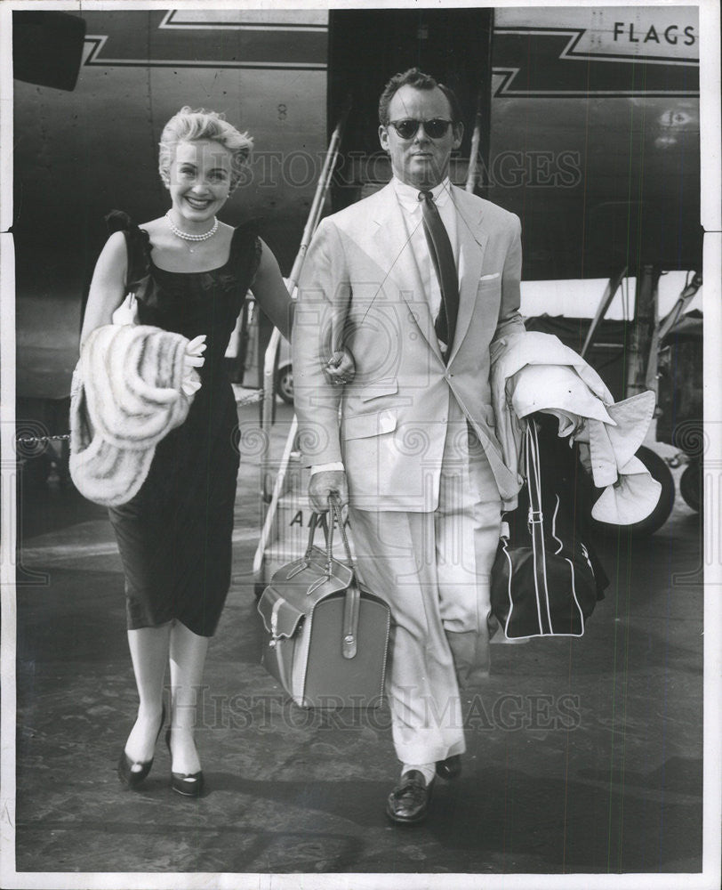 1956 Press Photo Jane Powell and Pat Nierney - Historic Images