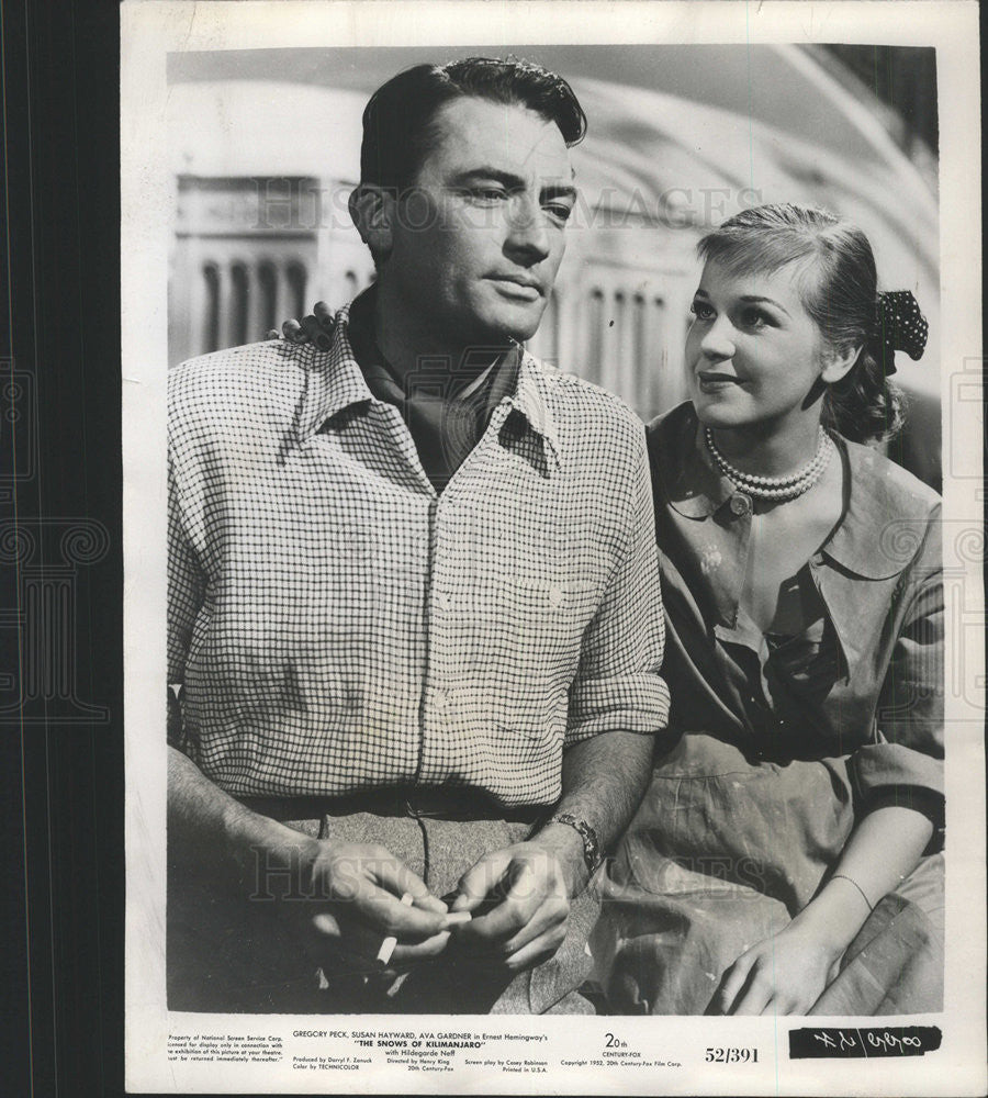 1952 Press Photo Hildegarde Neff Actress Gregory Peck Actor Snows Killimanjaro - Historic Images