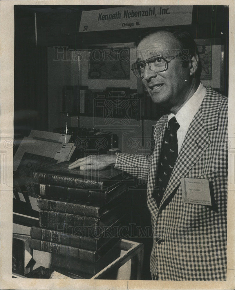 1976 Press Photo Kenneth Nabenzal,bookseller - Historic Images