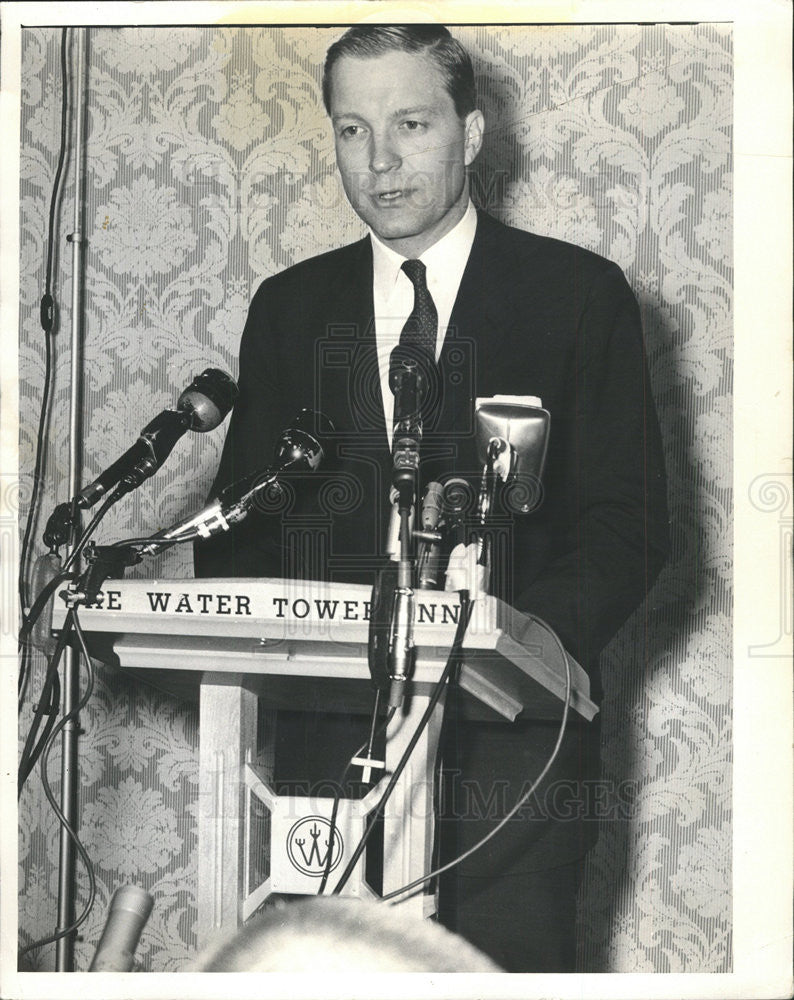 1963 Press Photo Charles H Percy,candidate for Gov of Ill. - Historic Images