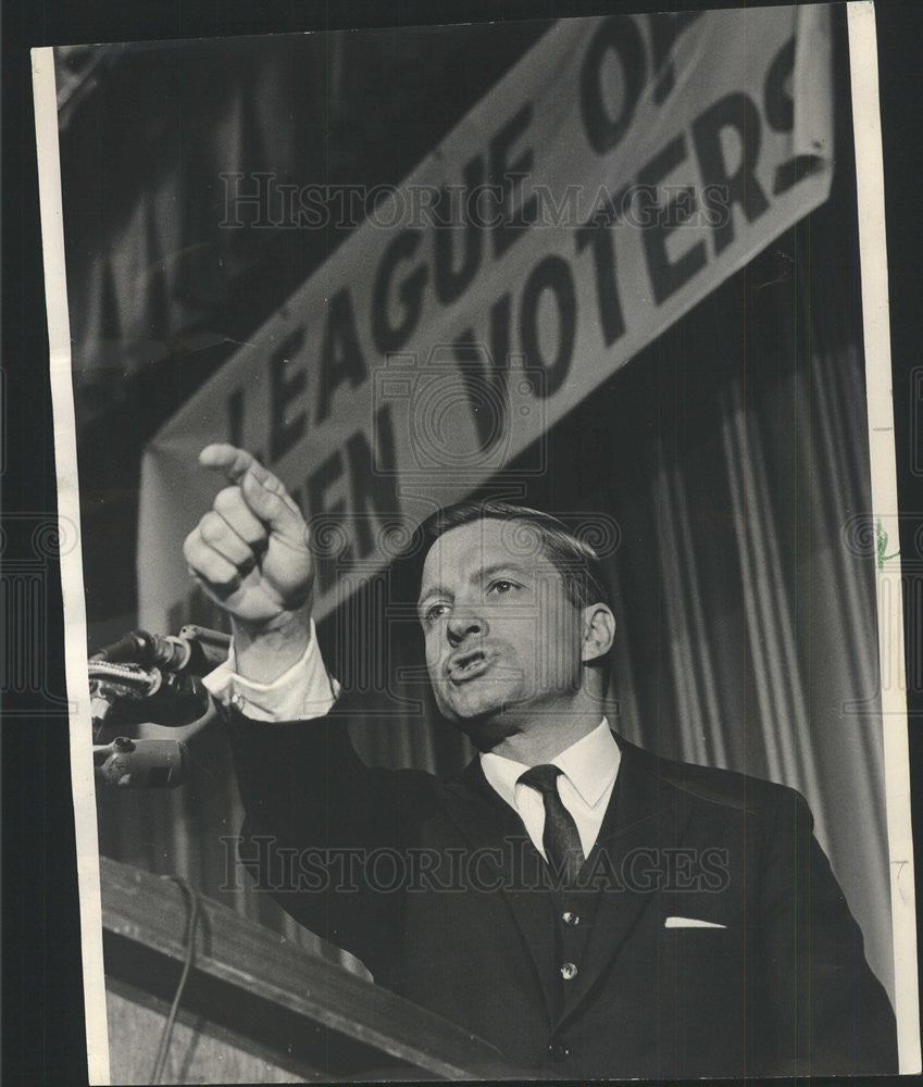 1966 Press Photo Charles H. Percy charges Democratic rival for the Senate seat - Historic Images