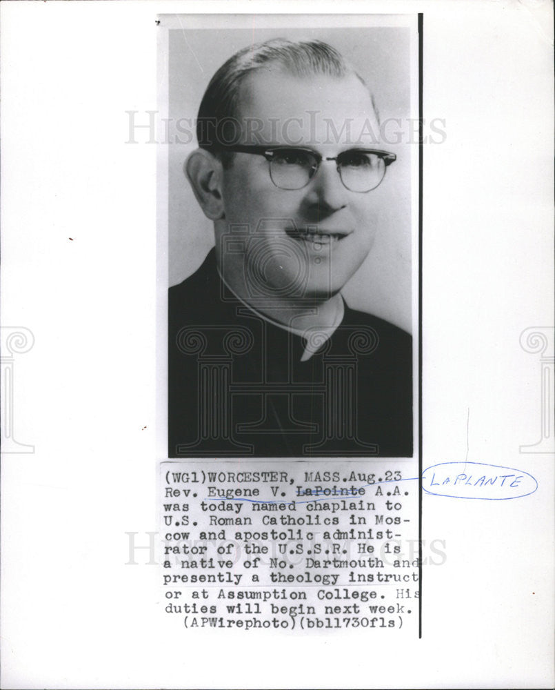 1955 Press Photo Eugene LaPlante Chaplain U.S. Roman Catholics Moscow - Historic Images