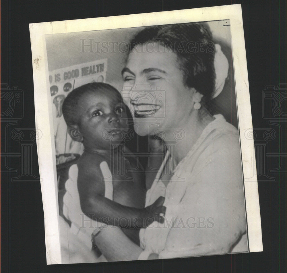 1961 Press Photo Madame Jovanka Broz Wife of Yugoslavia&#39;s President Tito Hugs - Historic Images