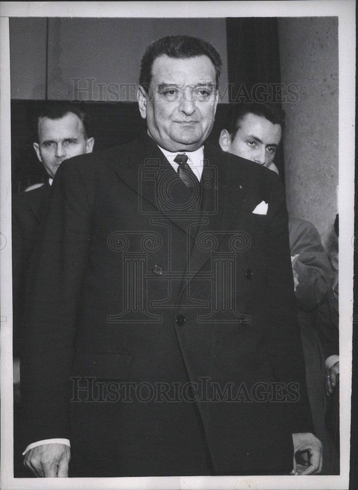 1954 Press Photo France Politician Prime Minister Joseph Laniel - Historic Images