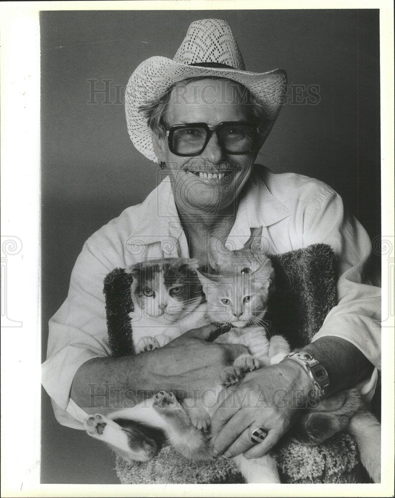 1986 Press Photo George Ney Cat House Original Store Owner - Historic Images