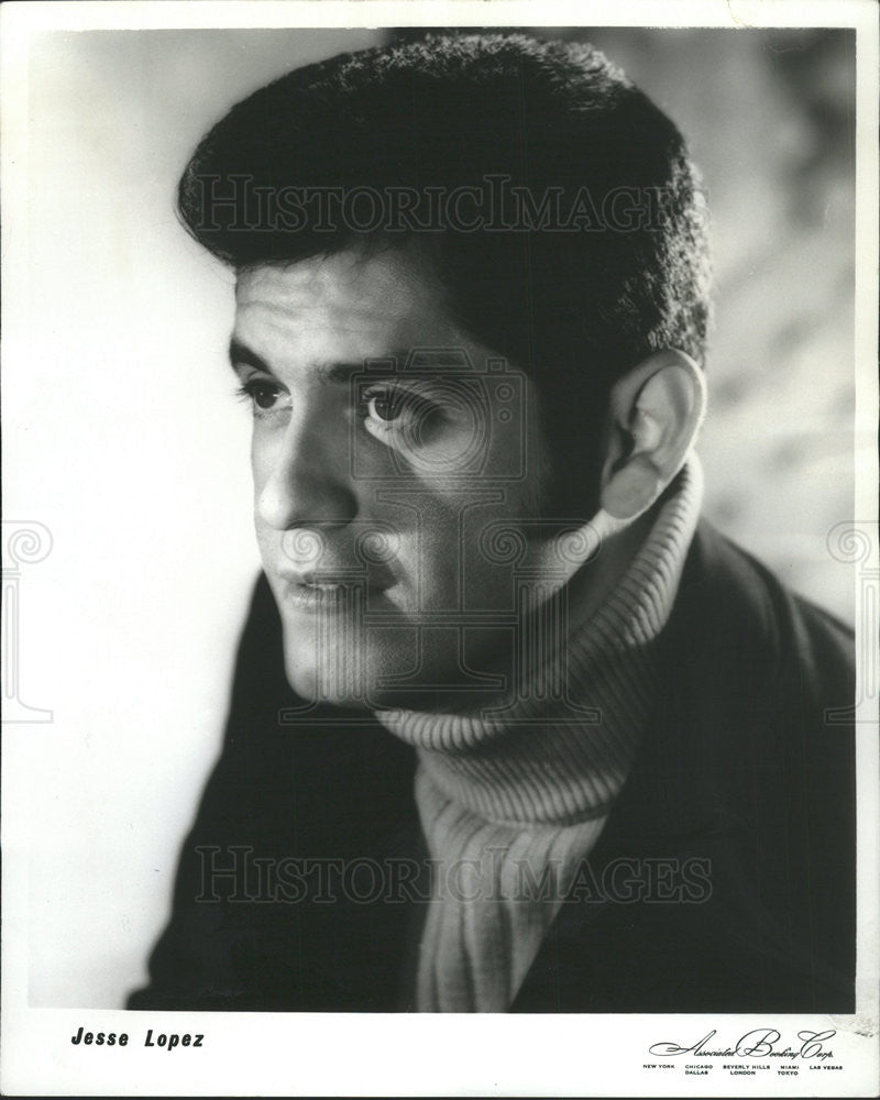 1969 Press Photo Jesse Lopez Singer Musician - Historic Images