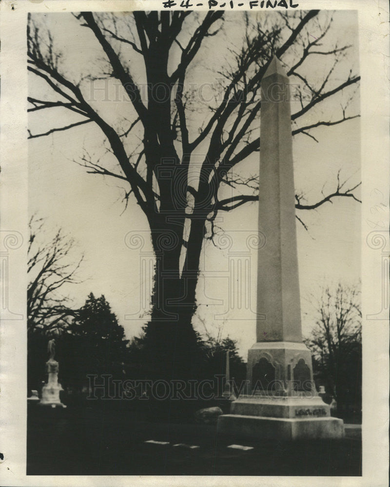 1931 Press Photo Nicholas Longworth Body - Historic Images